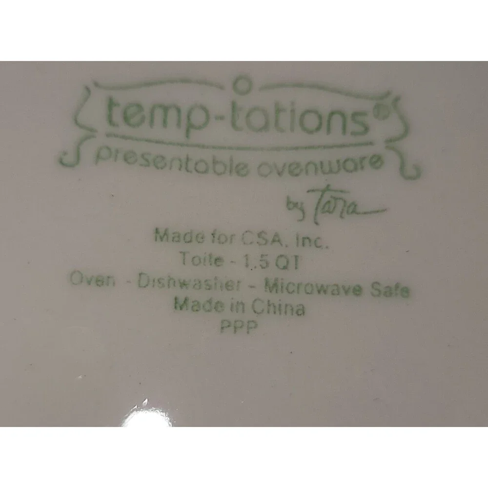 Temp-tations Baker 1.5 QT Toile Red Cream Oval Casserole Dish Lid Rack EUC Flora